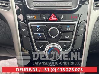 Hyundai I-30 i30 (GDHB5), Hatchback, 2011 1.4 16V picture 11