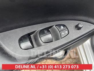 Nissan Pulsar Pulsar (C13), Hatchback, 2013 1.2 DIG-T 16V picture 19