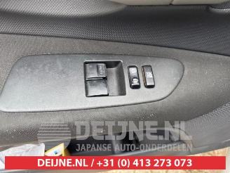 Toyota Auris Auris (E15), Hatchback, 2006 / 2012 1.4 VVT-i 16V picture 15