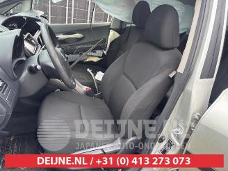 Toyota Auris Auris (E15), Hatchback, 2006 / 2012 1.4 VVT-i 16V picture 20