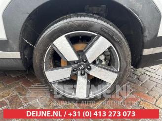 Hyundai Santa Fe Santa Fe V (MX5), SUV, 2024 1.6 T-GDI PHEV 4WD picture 28