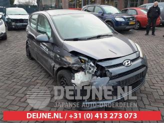 Vrakbiler auto Hyundai I-10 i10 (B5), Hatchback, 2013 / 2019 1.0 12V 2014/7