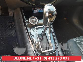 Nissan Pulsar Pulsar (C13), Hatchback, 2013 1.2 DIG-T 16V picture 24