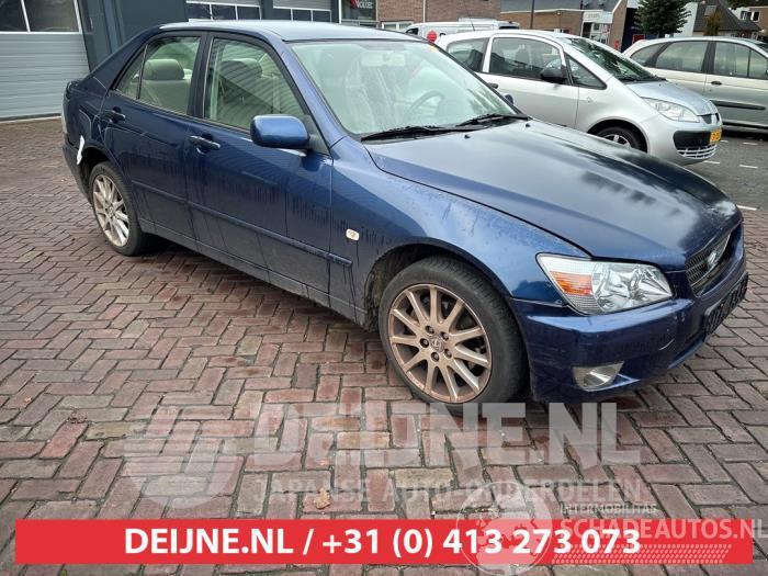 Lexus IS IS (E1), Sedan, 1999 / 2005 200 2.0 24V
