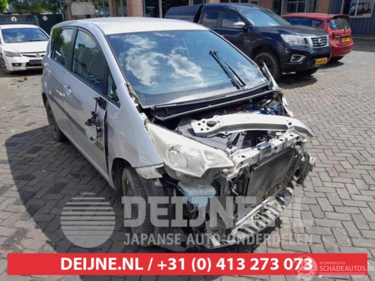Toyota Verso S Verso S, MPV, 2010 / 2016 1.33 16V Dual VVT-I