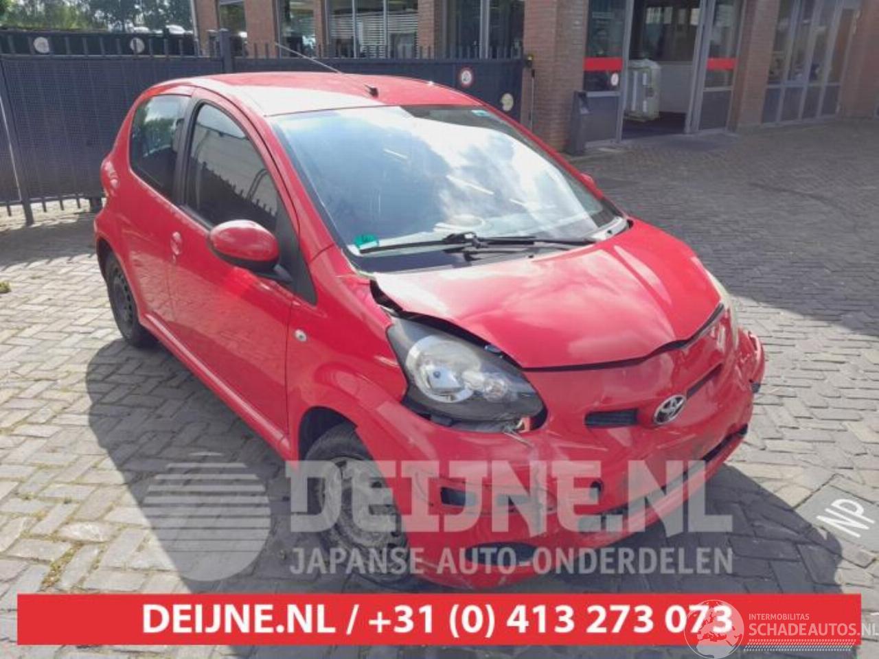 Toyota Aygo Aygo (B10), Hatchback, 2005 / 2014 1.0 12V VVT-i