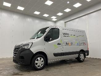 skadebil bedrijf Renault Master 28 2.3 dCi 100kw Airco 2023/3