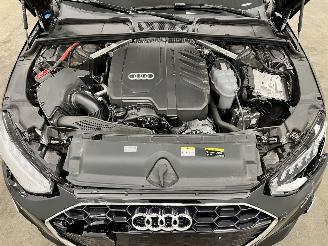 Audi A4 Avant 45 TFSI Quattro S-Tronic S-Line Panoramadak picture 17