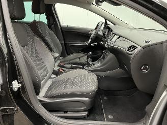 Opel Astra 1.2 Edition 5-drs Navi Clima picture 9