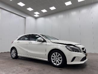 škoda osobní automobily Mercedes A-klasse 180 Lease Edition Navi Clima 2016/11