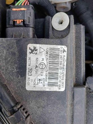 Peugeot 308 308 (L3/L8/LB/LH/LP) Hatchback 5-drs 1.2 12V e-THP PureTech 130 (EB2DTS(HNY)) [96kW] picture 8