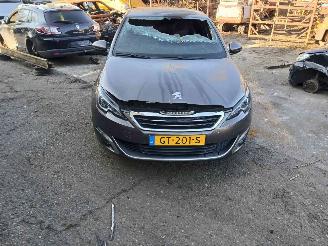 Peugeot 308 08 (L3/L8/LB/LH/LP) Hatchback 5-drs 1.2 12V e-THP PureTech 130 (EB2DTS(HNY)) [96kW] picture 5