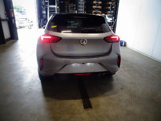 Opel Corsa 1.2 THP AUTOMAAT picture 2