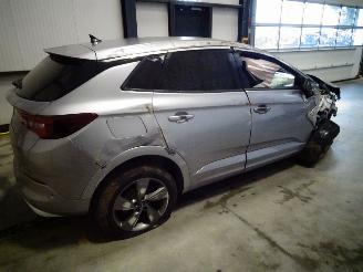 Opel Grandland 1.2 TURBO picture 3