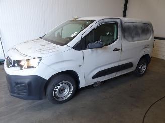 Dezmembrări autoturisme Peugeot Partner 1.6HDI 2022/12