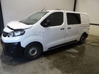 skadebil auto Opel Vivaro 2.0HDI 2021/5