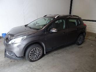 Sloopauto Peugeot 2008 1.2 VTI 2015/9