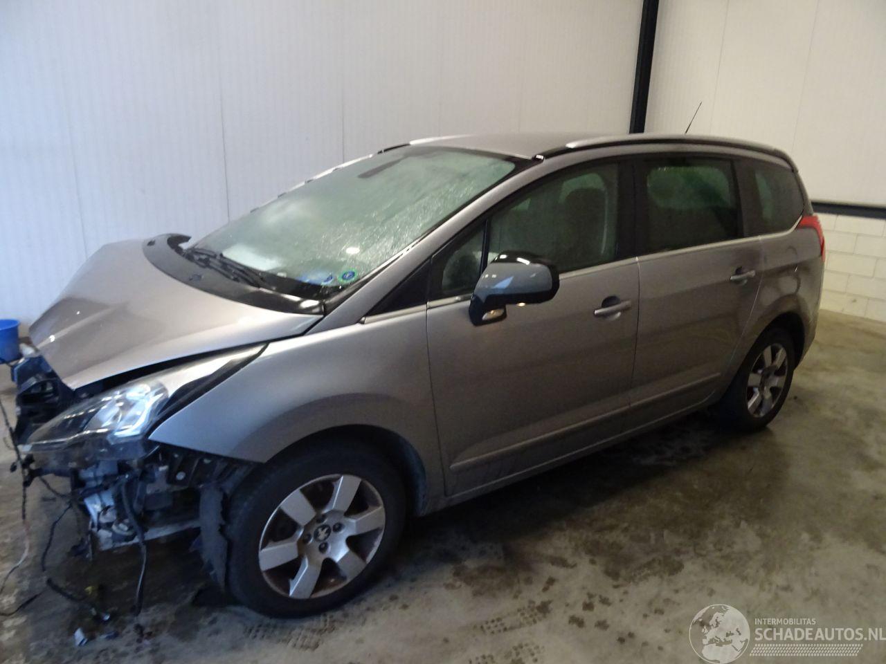 Peugeot 5008 1.6 HDI