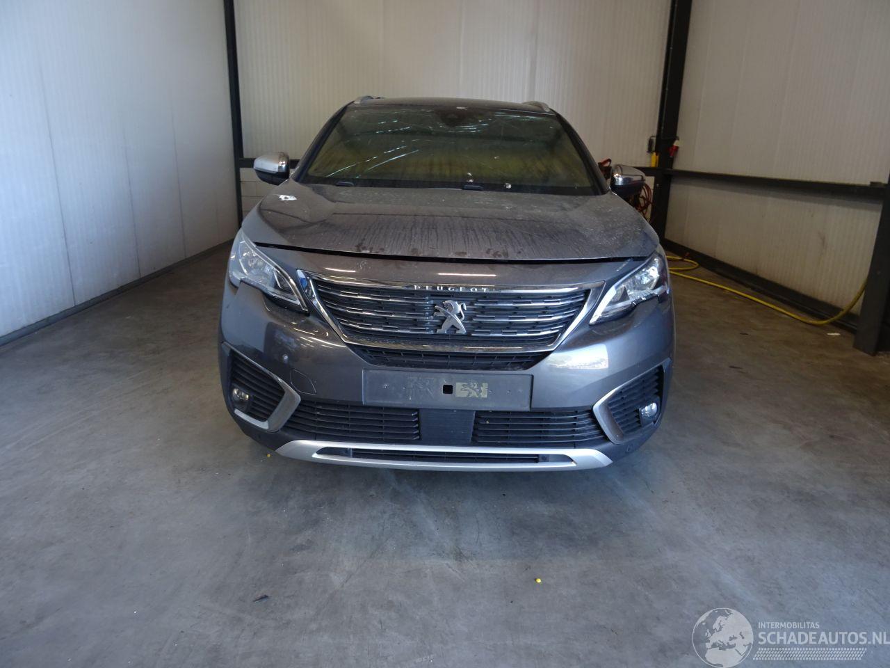 Peugeot 5008 1.2THP AUTOMAAT