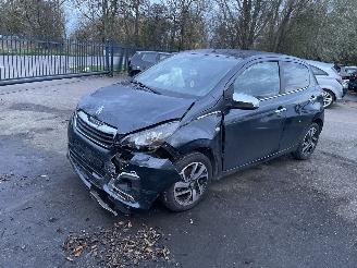 Démontage voiture Peugeot 108 1.0 e-VTI 2019/1