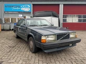 krockskadad bil auto Volvo 740 740, Sedan, 1983 / 1992 2.3 GL,GLE 1987/10