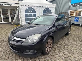 Opel Astra Astra H GTC (L08), Hatchback 3-drs, 2005 / 2011 1.6 16V Twinport picture 3