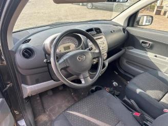 Daihatsu Sirion Sirion 2 (M3), Hatchback, 2005 1.0 12V DVVT picture 4