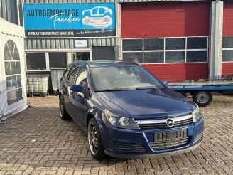Vrakbiler auto Opel Astra Astra H SW (L35), Combi, 2004 / 2014 1.6 16V Twinport 2004/11