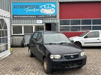 Vrakbiler auto Suzuki Alto Alto (RF410), Hatchback, 2002 / 2008 1.1 16V 2006/10