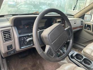 Jeep Grand-cherokee Grand Cherokee (ZJ), SUV, 1991 / 1999 5.2i V8 picture 4