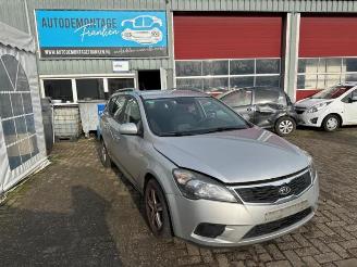 Kia Cee d Cee'd Sporty Wagon (EDF), Combi, 2007 / 2012 1.4 16V picture 1