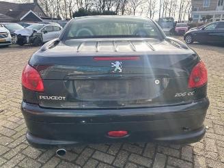 Peugeot 206 206 CC (2D), Cabrio, 2000 / 2007 1.6 HDI 16V FAP picture 6
