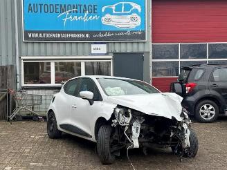 Uttjänta bilar auto Renault Clio Clio IV (5R), Hatchback 5-drs, 2012 / 2021 0.9 Energy TCE 90 12V 2013/7