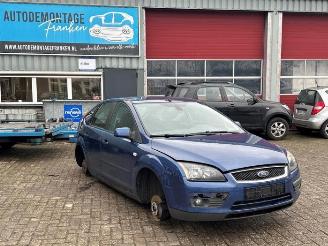 Vrakbiler auto Ford Focus Focus 2, Hatchback, 2004 / 2012 1.6 16V 2007/5