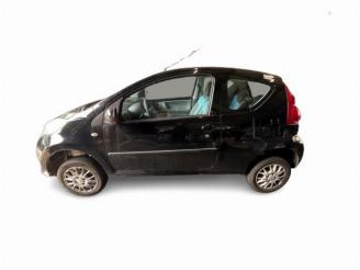 Peugeot 107 107, Hatchback, 2005 / 2014 1.0 12V picture 3