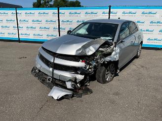 Voiture accidenté Opel Astra Business 2024/1