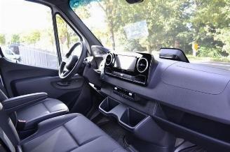 Mercedes Sprinter 317 L2H2 | PRO | Cruise | Camera | Navi | App | 3.5t AHK voorb. Automaat picture 12