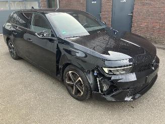 Opel Astra Sports Tourer GS. 1.2 Turbo (96 kW/130 PS) AT-8 Start/Stop Matrix picture 4