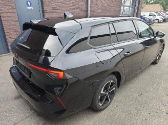 Opel Astra Sports Tourer GS 1.2 Turbo (96 kW/130 PS) AT-8 Start/Stop Matrix picture 3