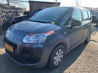 uszkodzony samochody osobowe Citroën C3 picasso  2009/9