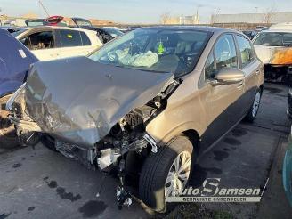 Uttjänta bilar auto Peugeot 208 208 I (CA/CC/CK/CL), Hatchback, 2012 / 2019 1.2 Vti 12V PureTech 82 2013/2