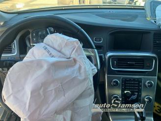 Volvo V-60 V60 Cross Country I (FZ), Combi, 2010 / 2018 2.0 D4 16V picture 11