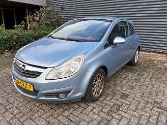skadebil auto Opel Corsa  2008/9