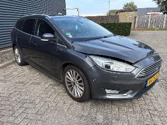 Ford Focus  picture 6