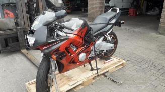 rozbiórka samochody osobowe Honda e-  1998/9