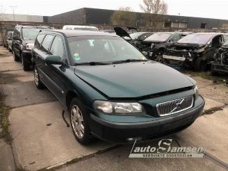 Volvo V-70 V70 (SW), Combi, 1999 / 2008 2.4 20V 140 picture 2