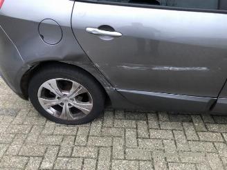 Renault Scenic Scenic III (JZ), MPV, 2009 / 2016 1.4 16V TCe 130 picture 3