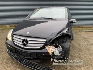 Uttjänta bilar auto Mercedes B-klasse B (W245), Hatchback, 2005 / 2011 1.7 B-170 16V 2005/12