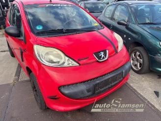 Peugeot 107 107, Hatchback, 2005 / 2014 1.0 12V picture 12