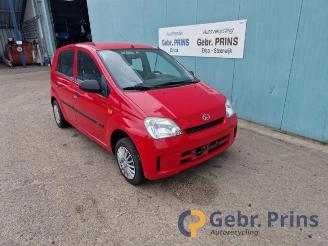 Vrakbiler auto Daihatsu Cuore Cuore (L251/271/276), Hatchback, 2003 1.0 12V DVVT 2003/10